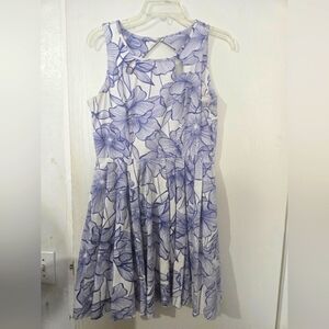 Size 8 Danny And Nicoles Floral Sleeveless Dress - Blueish Purple and White